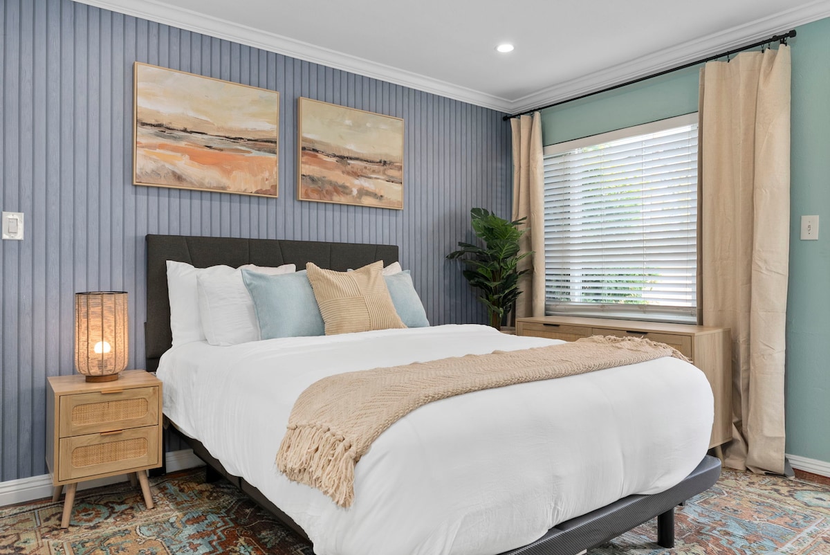 Buena Park Pool Home — Monthly